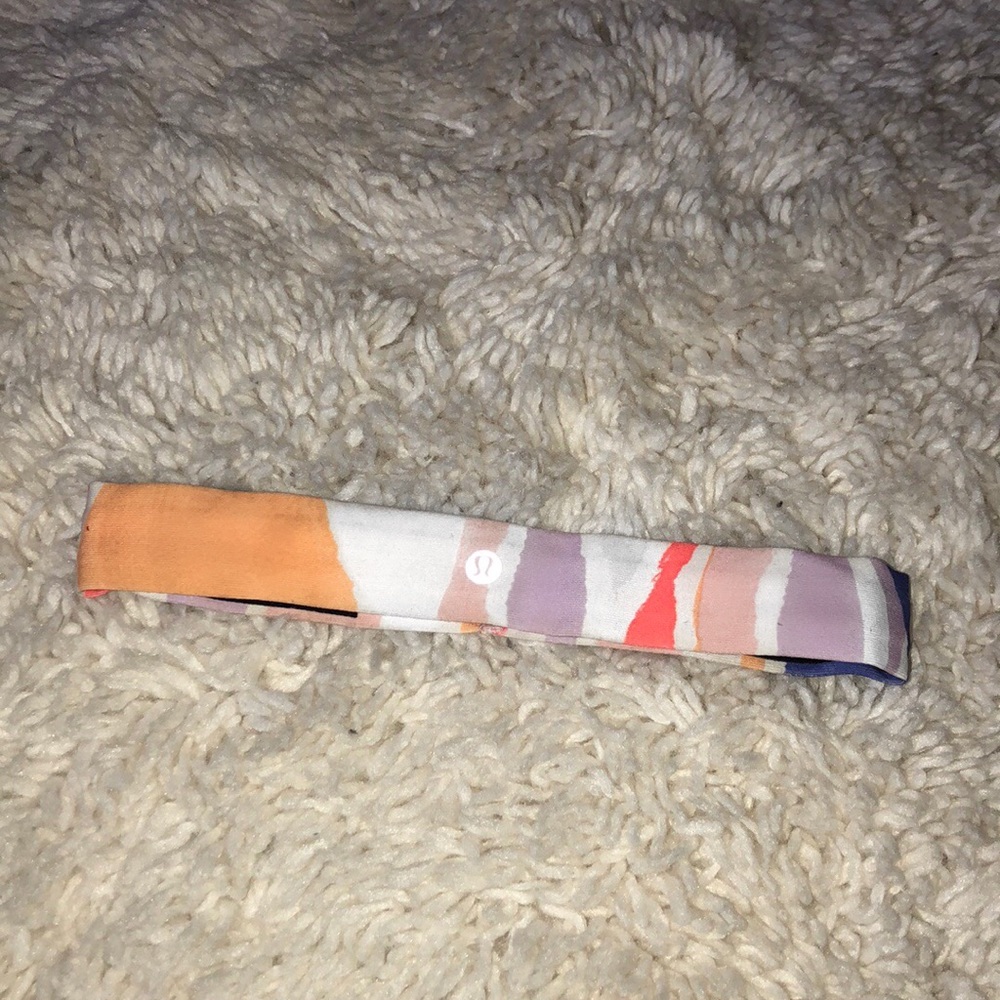 Like New Super Rare Thin Lululemon Headband